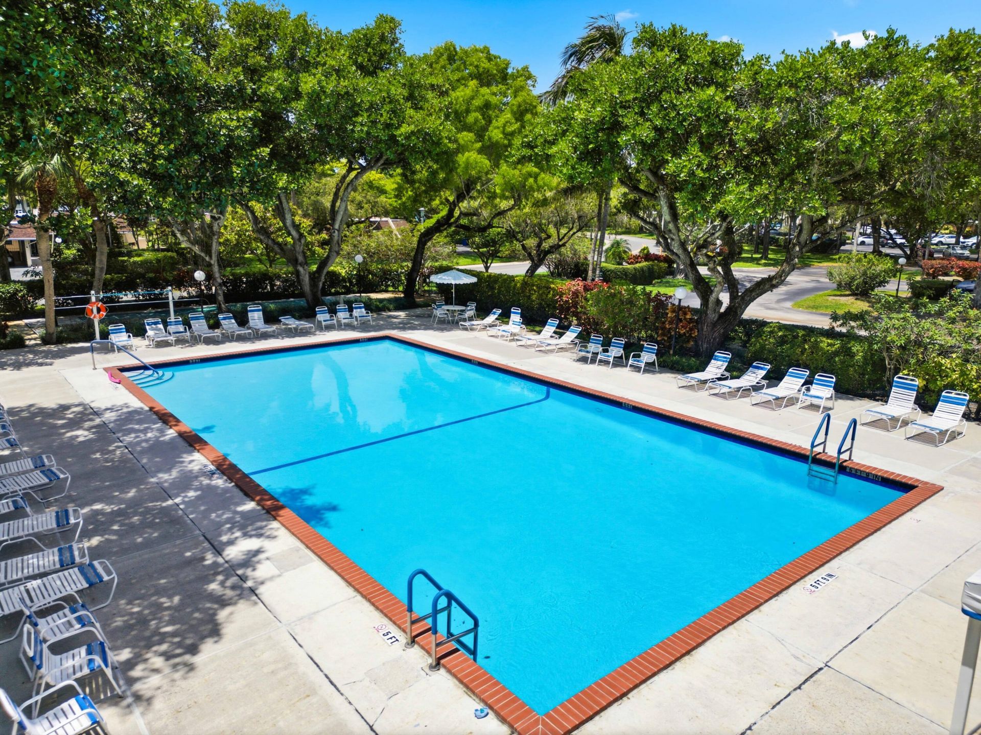 3800 Oaks Clubhouse Drive, Unit 106, Pompano Beach, FL 33069 Photo