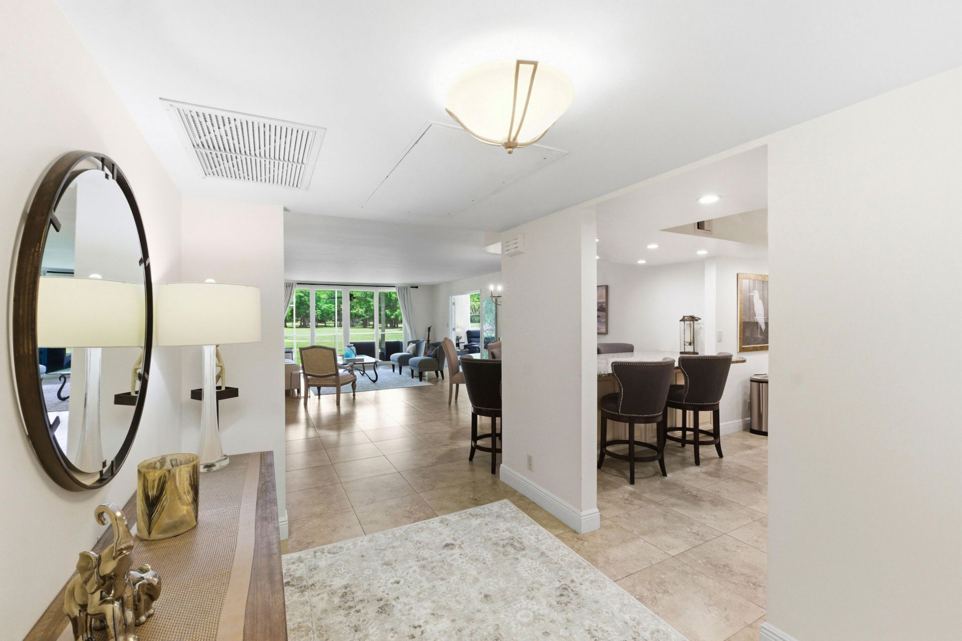 3800 Oaks Clubhouse Drive, Unit 106, Pompano Beach, FL 33069 Photo