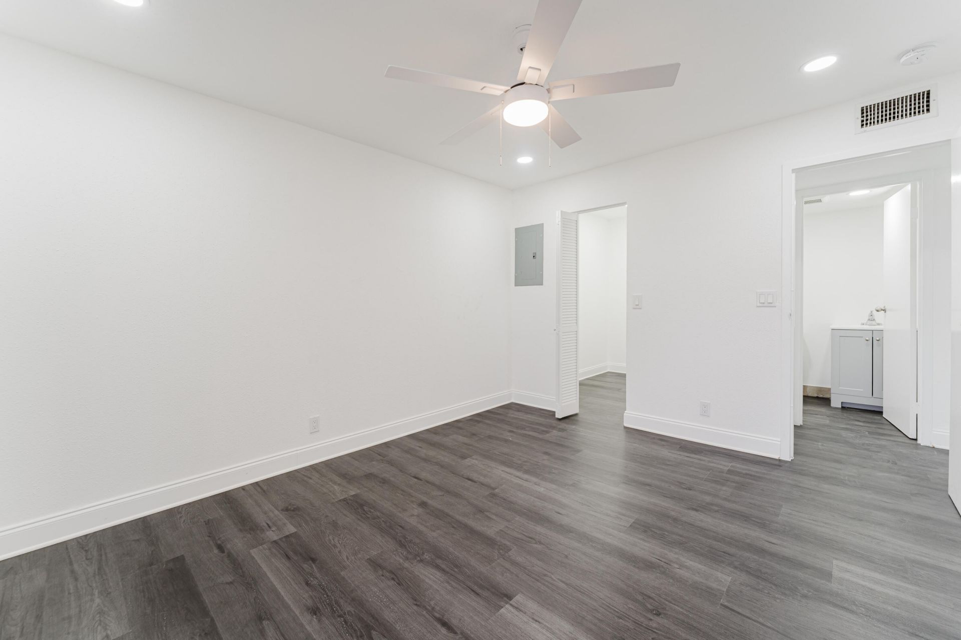 233 Brittany F, Delray Beach, FL 33446 Photo