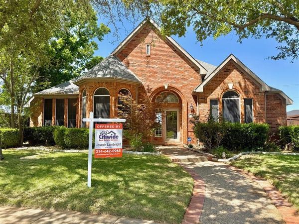 5425 Wood Creek Lane, Garland, TX 75044