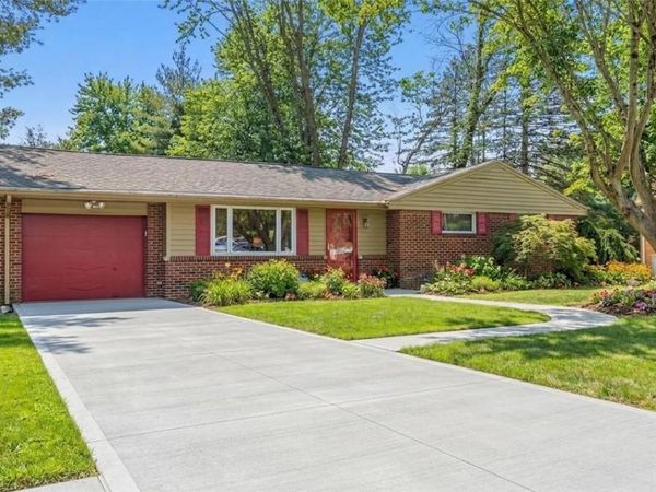 3541 Mcwilliams Rd, Murrysville, PA 15668
