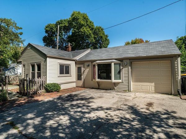 744 N 115 STREET, Wauwatosa, WI 53226