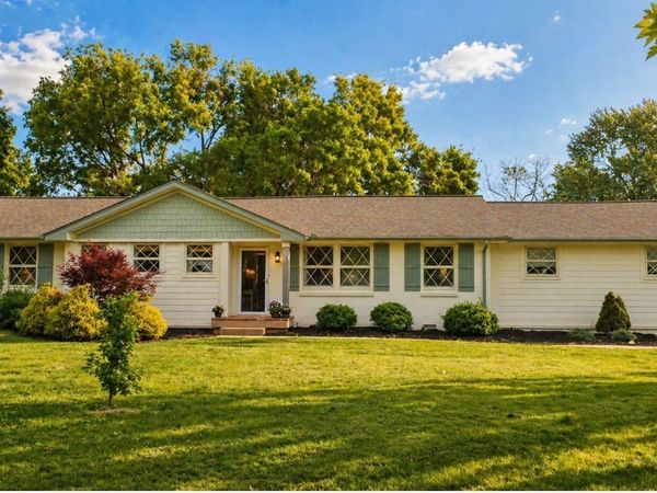 654 Oakley Dr , Nashville, TN 37220