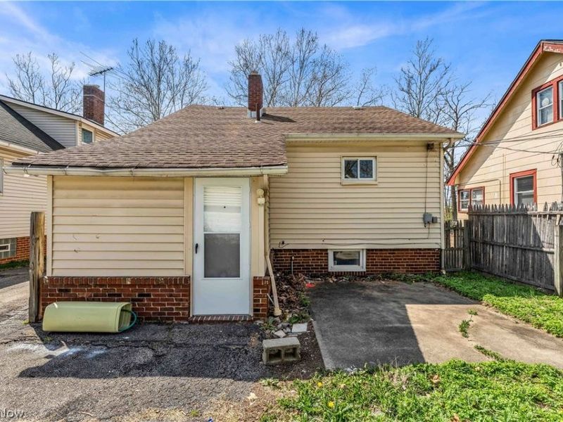 1401 E 219th Street, Euclid, OH 44117 Photo 26