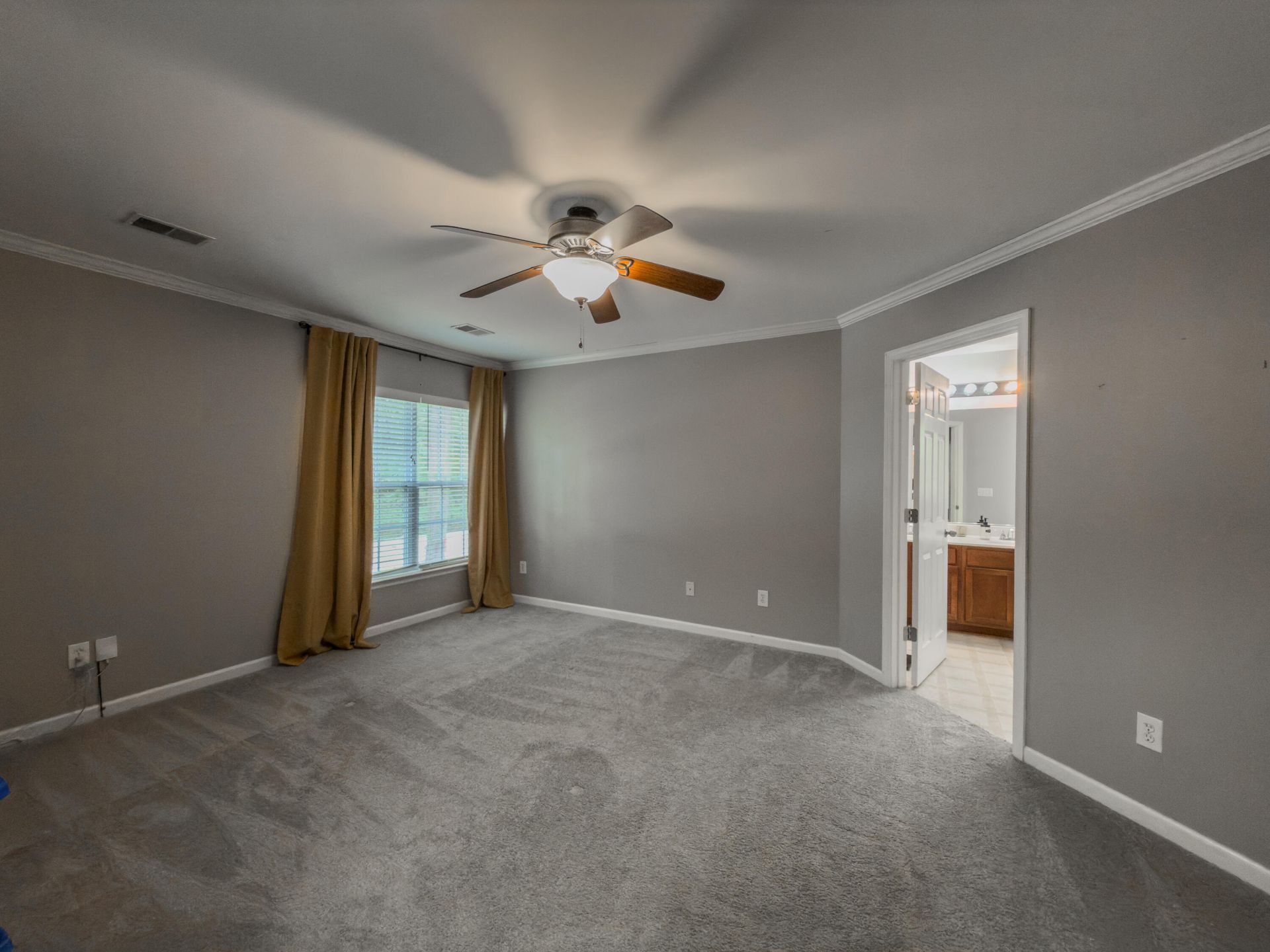 127 Towering Pine Drive Photo 13