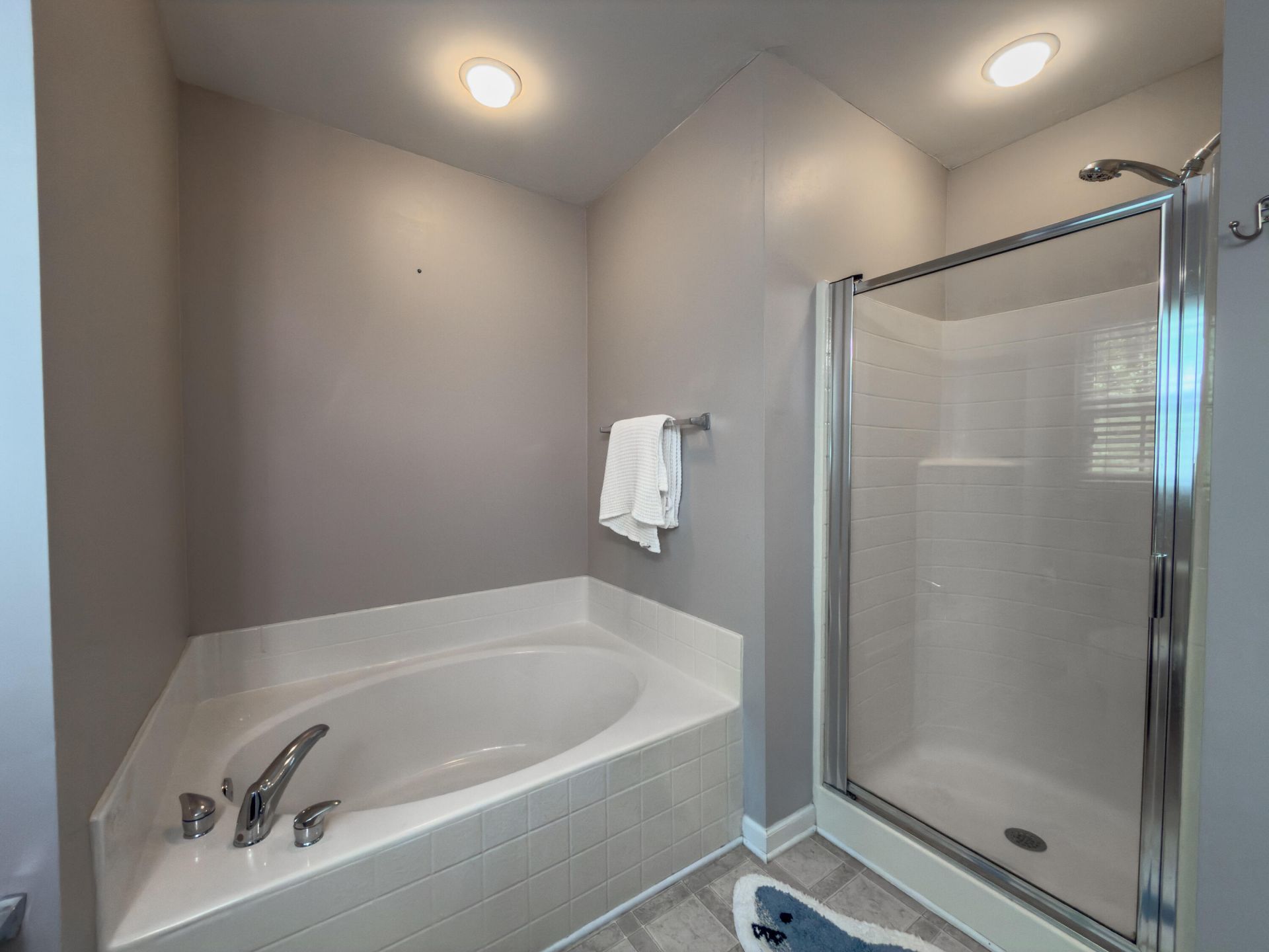 127 Towering Pine Drive Photo 21