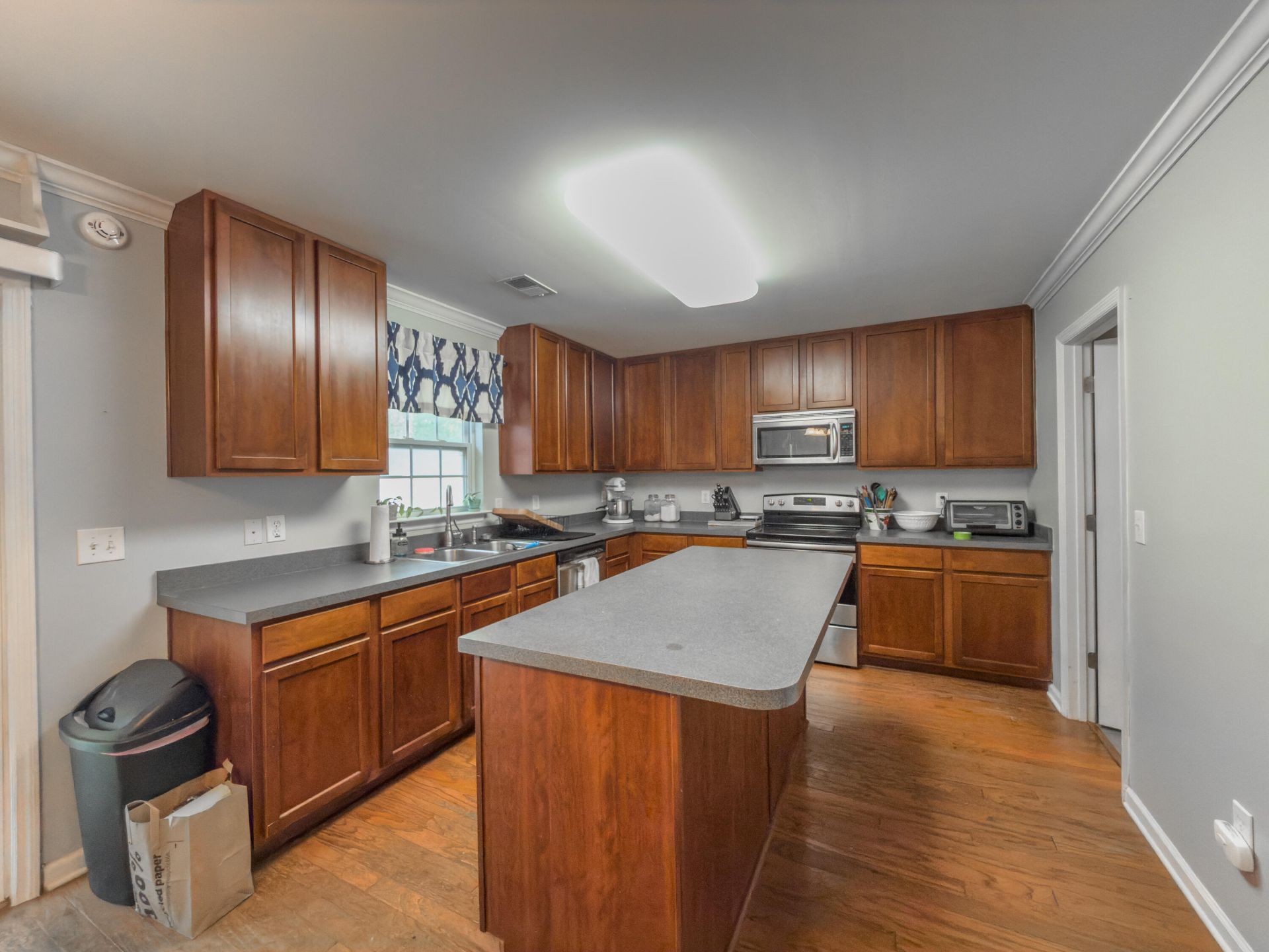 127 Towering Pine Drive Photo 4