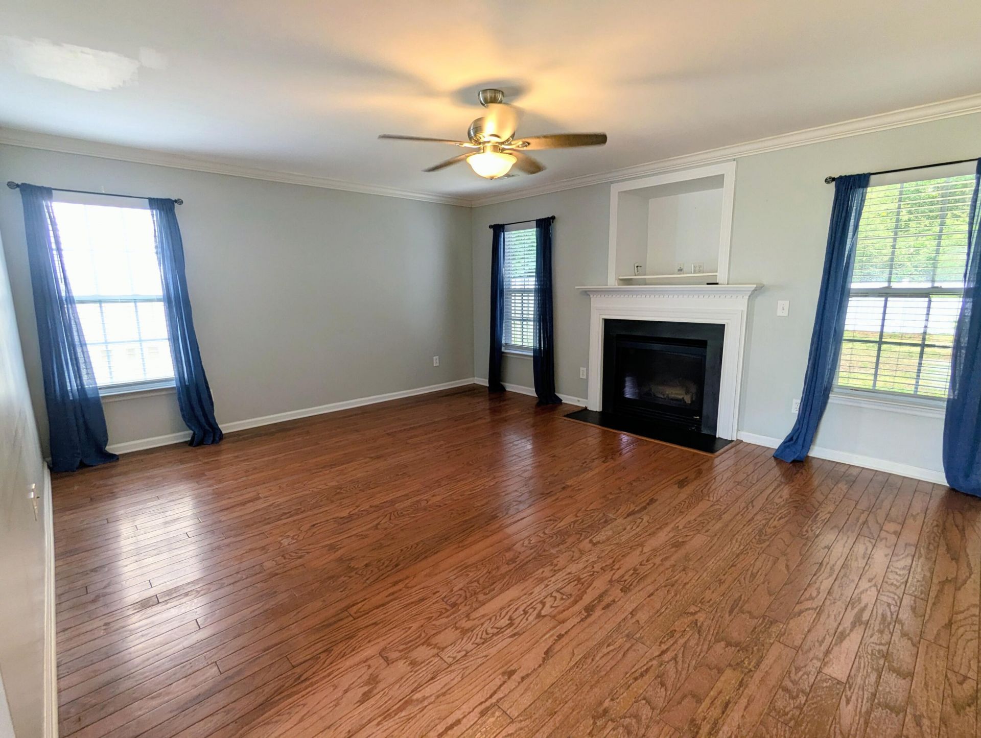 127 Towering Pine Drive Photo 6