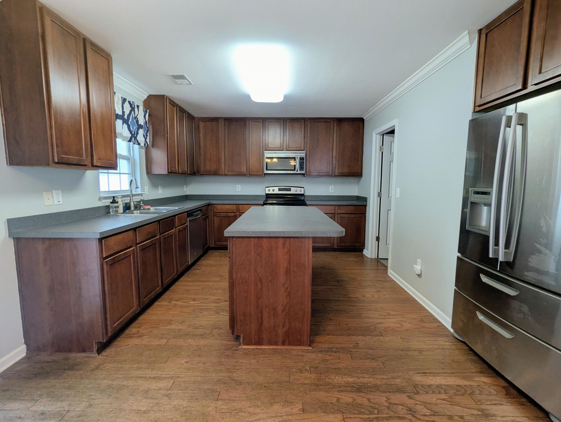 127 Towering Pine Drive Photo 8