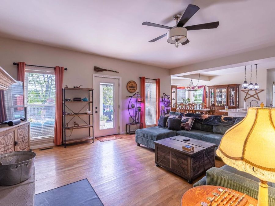 Property Image 12