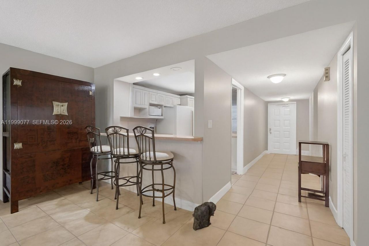 823 Cypress Blvd, Unit 104, Pompano Beach, FL 33069 Photo
