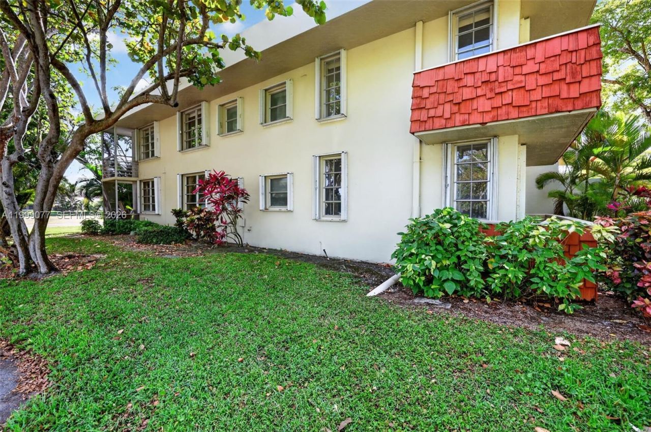 823 Cypress Blvd, Unit 104, Pompano Beach, FL 33069 Photo