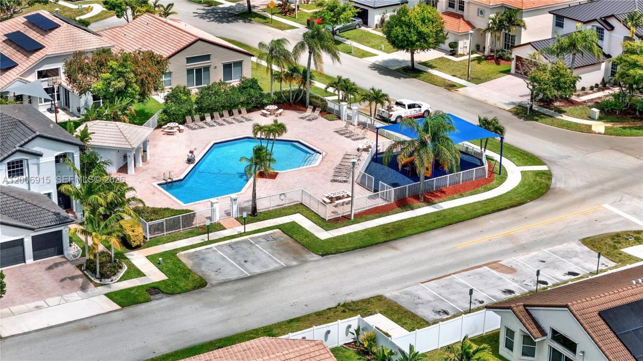 17637 SW 28th Ct, Miramar, FL 33029 Photo