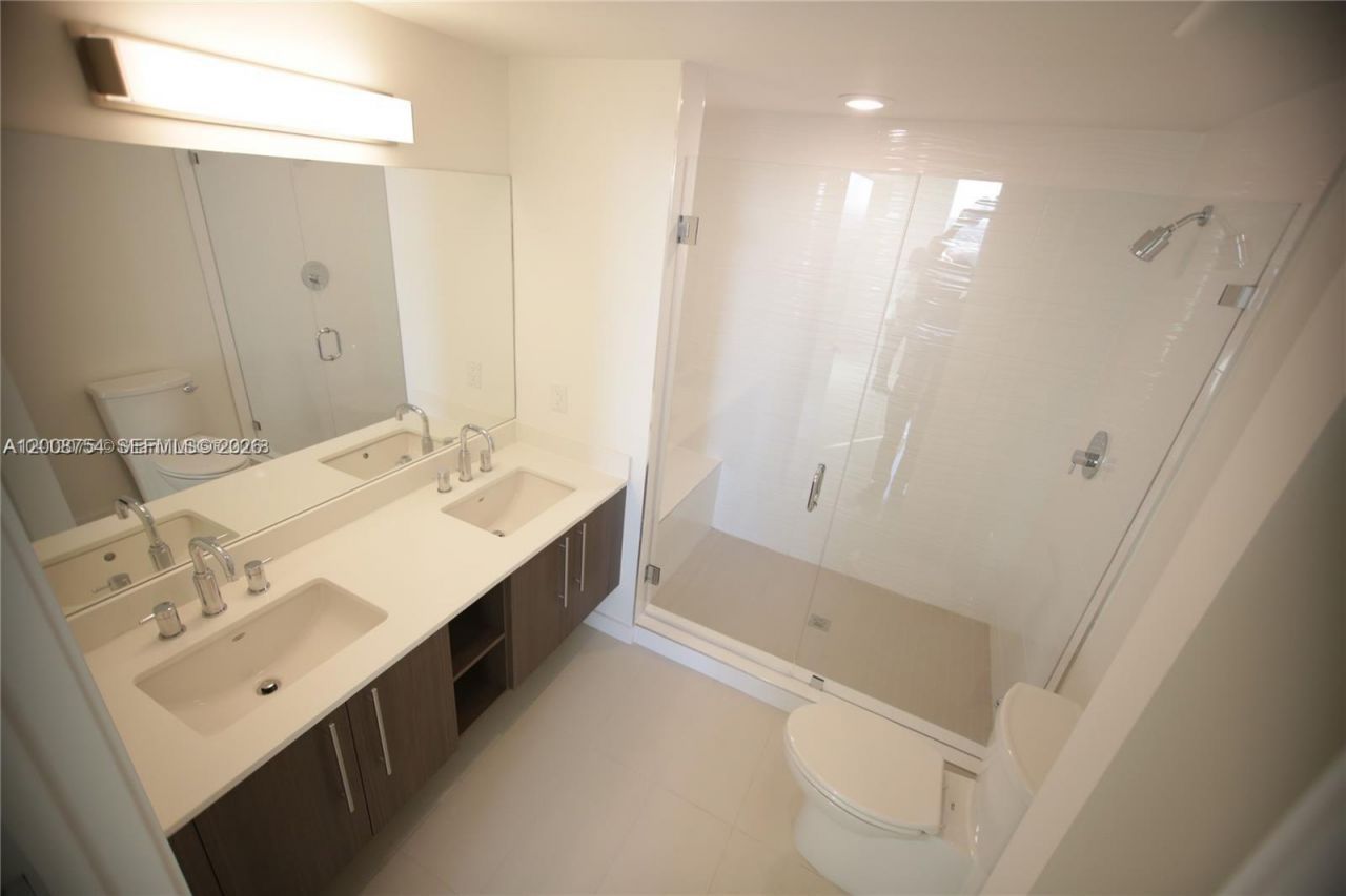 7875 NW 107th Ave , Unit 510, Doral, FL 33178 Photo
