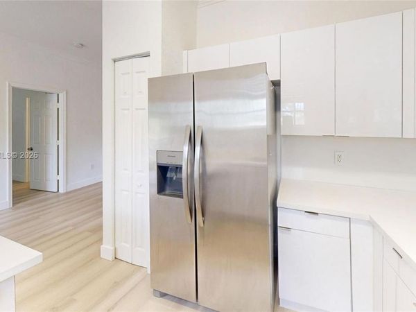 372 NE 26th Pl , Unit 201, Homestead, FL 33033