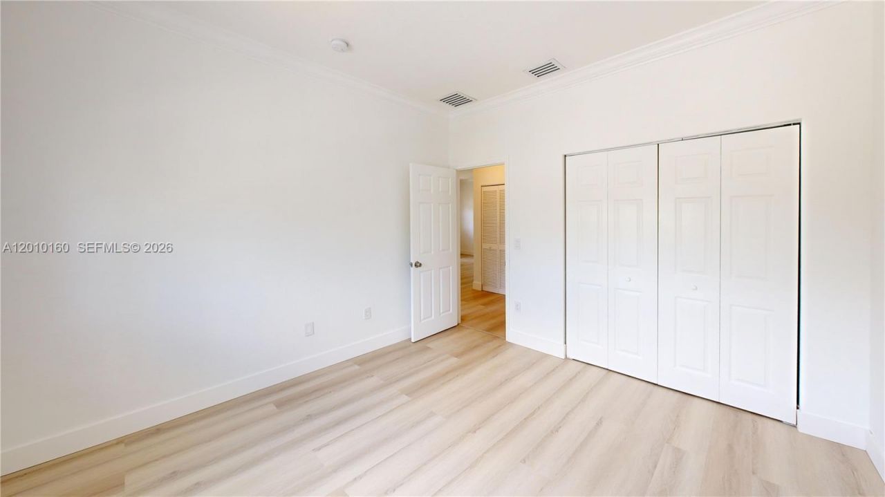 372 NE 26th Pl , Unit 201, Homestead, FL 33033 Photo