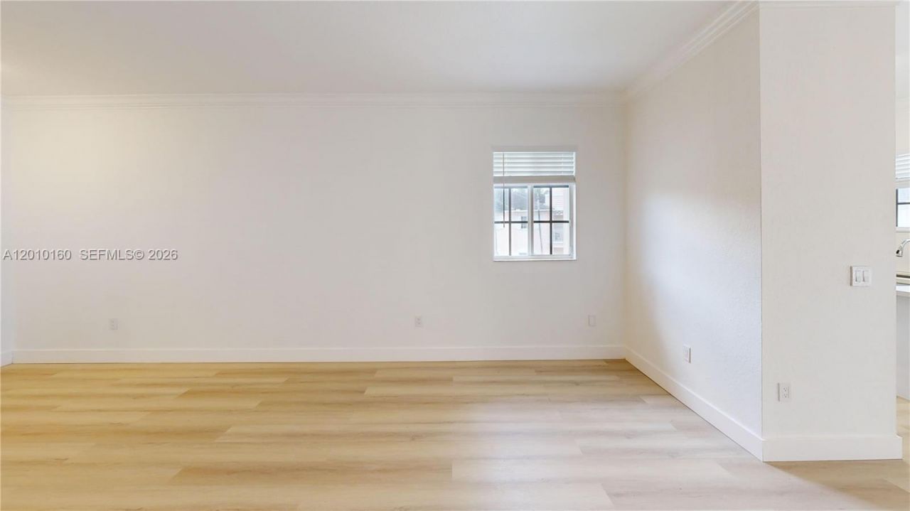 372 NE 26th Pl , Unit 201, Homestead, FL 33033 Photo