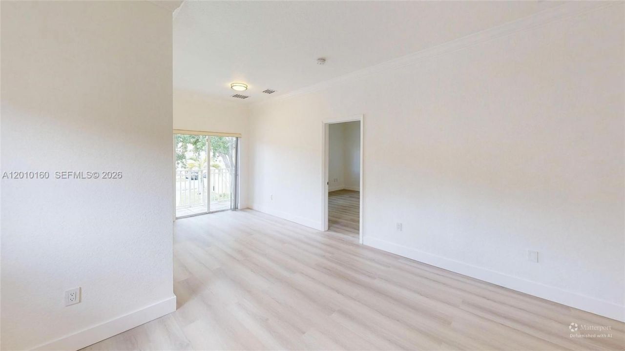 372 NE 26th Pl , Unit 201, Homestead, FL 33033 Photo