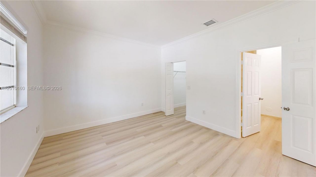 372 NE 26th Pl , Unit 201, Homestead, FL 33033 Photo