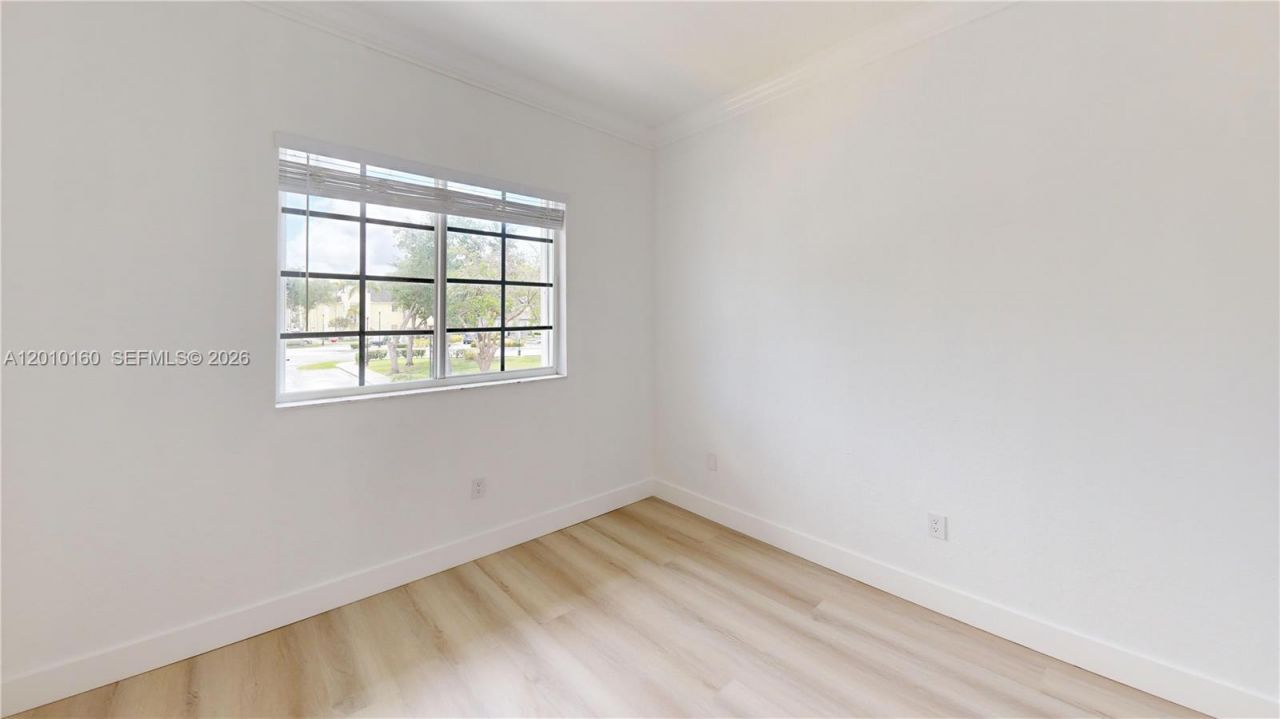 372 NE 26th Pl , Unit 201, Homestead, FL 33033 Photo