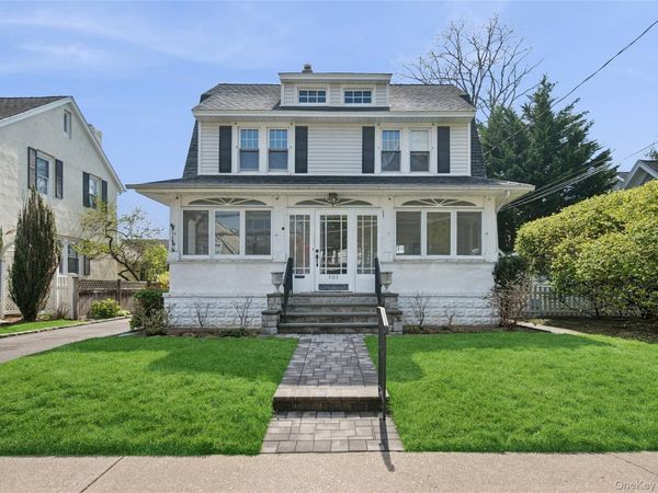 101 Harvard Avenue , Rockville Centre, NY 11570