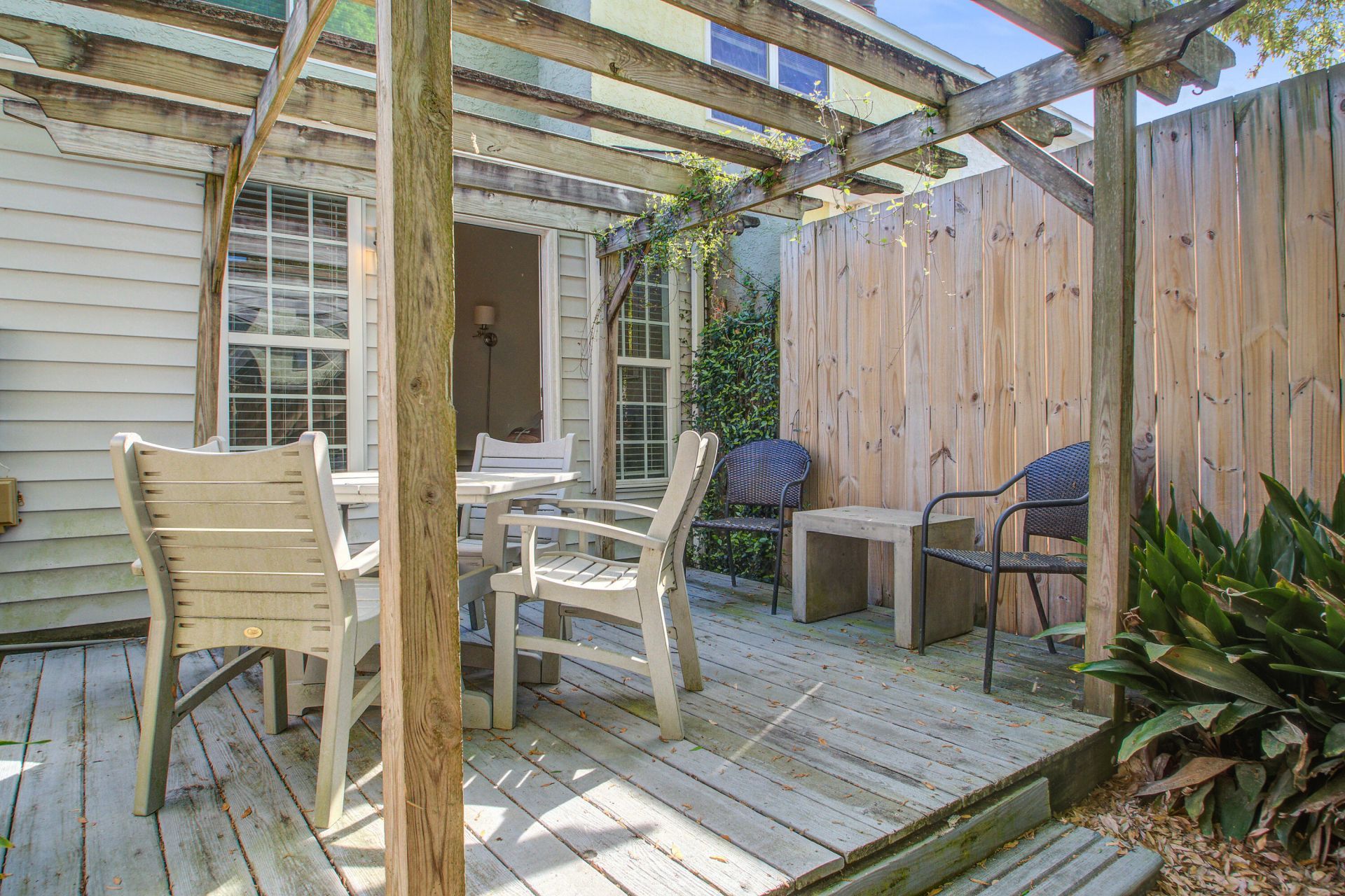 708 Davenport Drive Photo 17