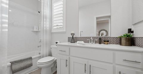 102 Chesapeake Ct, Lincoln, CA 95648 Photo