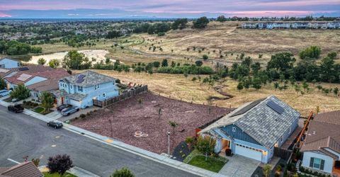 102 Chesapeake Ct, Lincoln, CA 95648 Photo