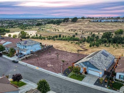 102 Chesapeake Ct, Lincoln, CA 95648 Photo