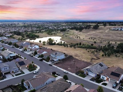 102 Chesapeake Ct, Lincoln, CA 95648 Photo