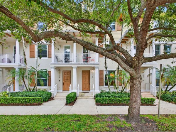 1562 Grande Cull Way, Jupiter, FL 33458