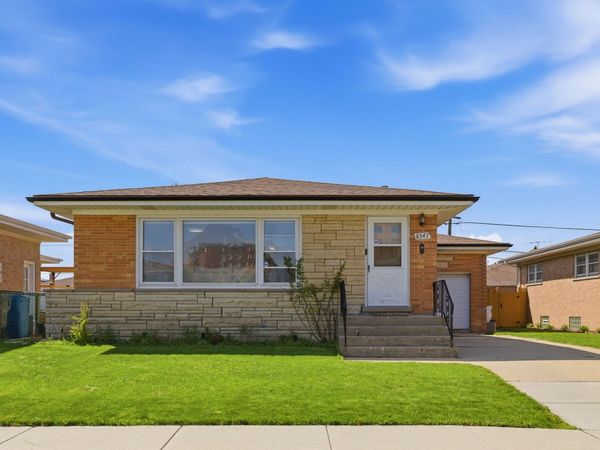 8547 W Winona Street , Chicago, IL 60656