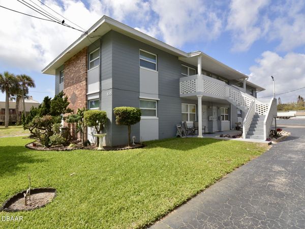 835 N Grandview Avenue, Daytona Beach, FL 32118
