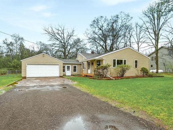 1213 Ervin Road, Eau Claire, WI 54703
