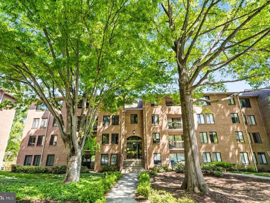 5817 Edson Lane, Unit 101, Rockville, MD 20852 Main Photo
