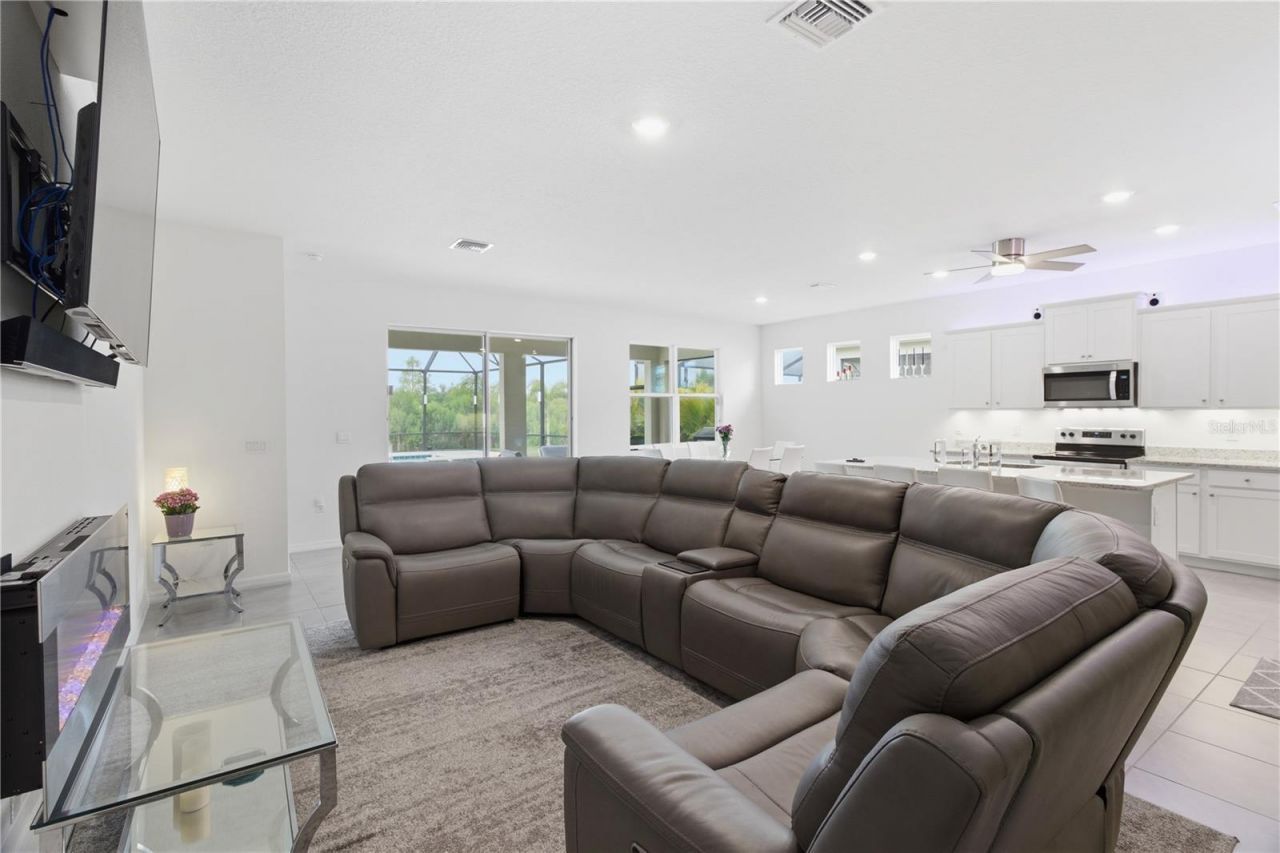 3827 Mossy Limb Court, Palmetto, FL 34221 Photo