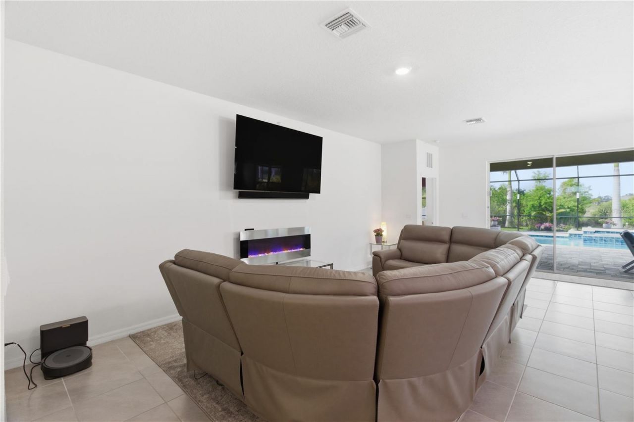 3827 Mossy Limb Court, Palmetto, FL 34221 Photo
