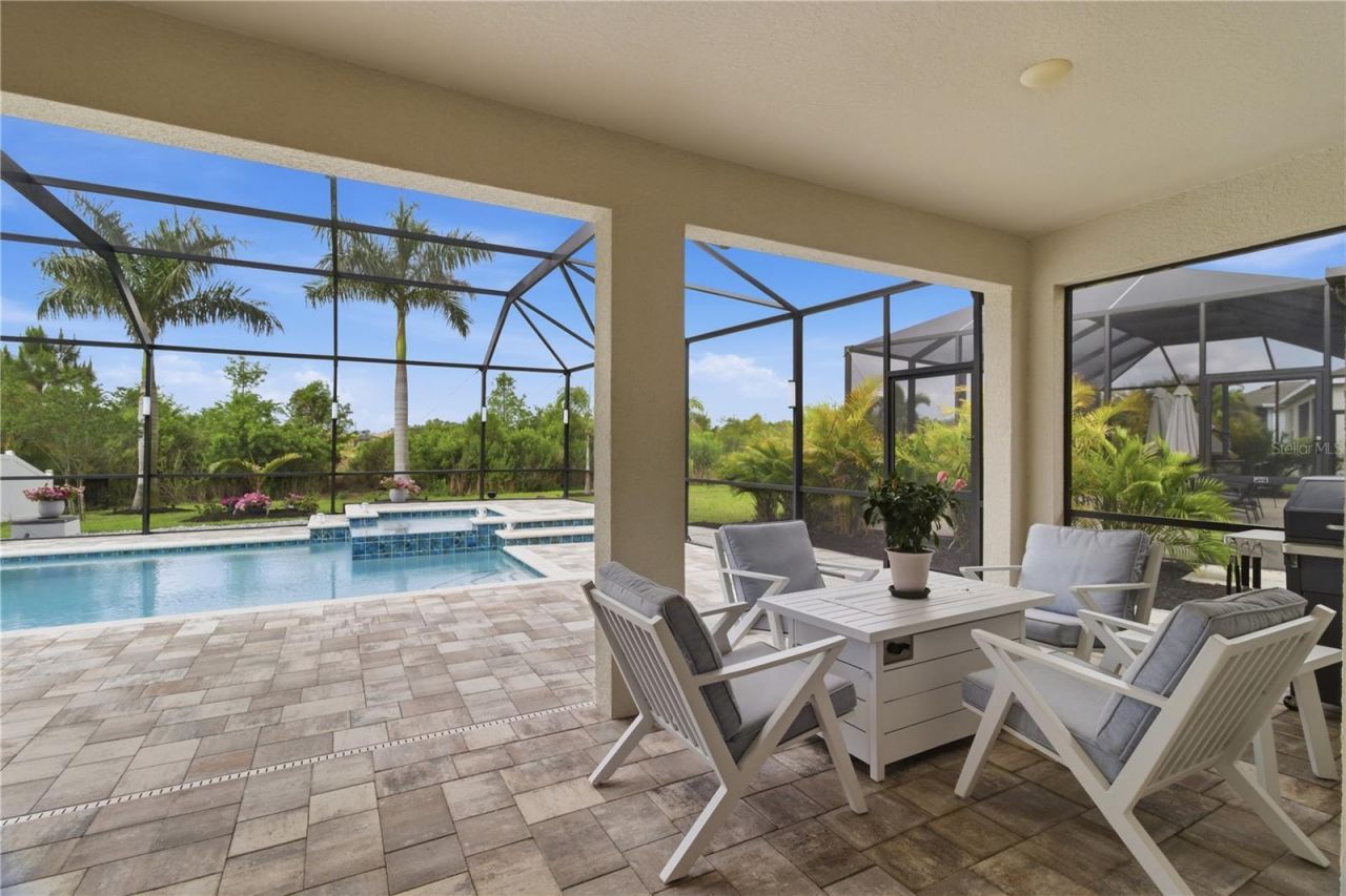3827 Mossy Limb Court, Palmetto, FL 34221 Photo