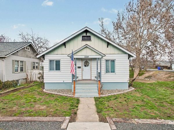 1527 11th Avenue, Lewiston, ID 83501