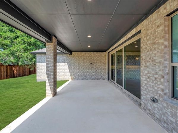 3008 Sandy Springs Drive, Arlington, TX 76017