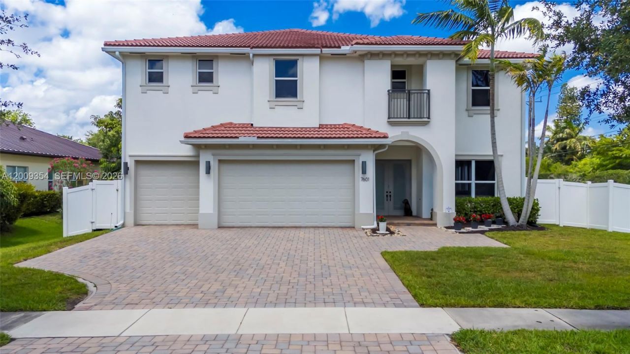 7601 Cavalia Dr, Davie, FL 33328 Photo