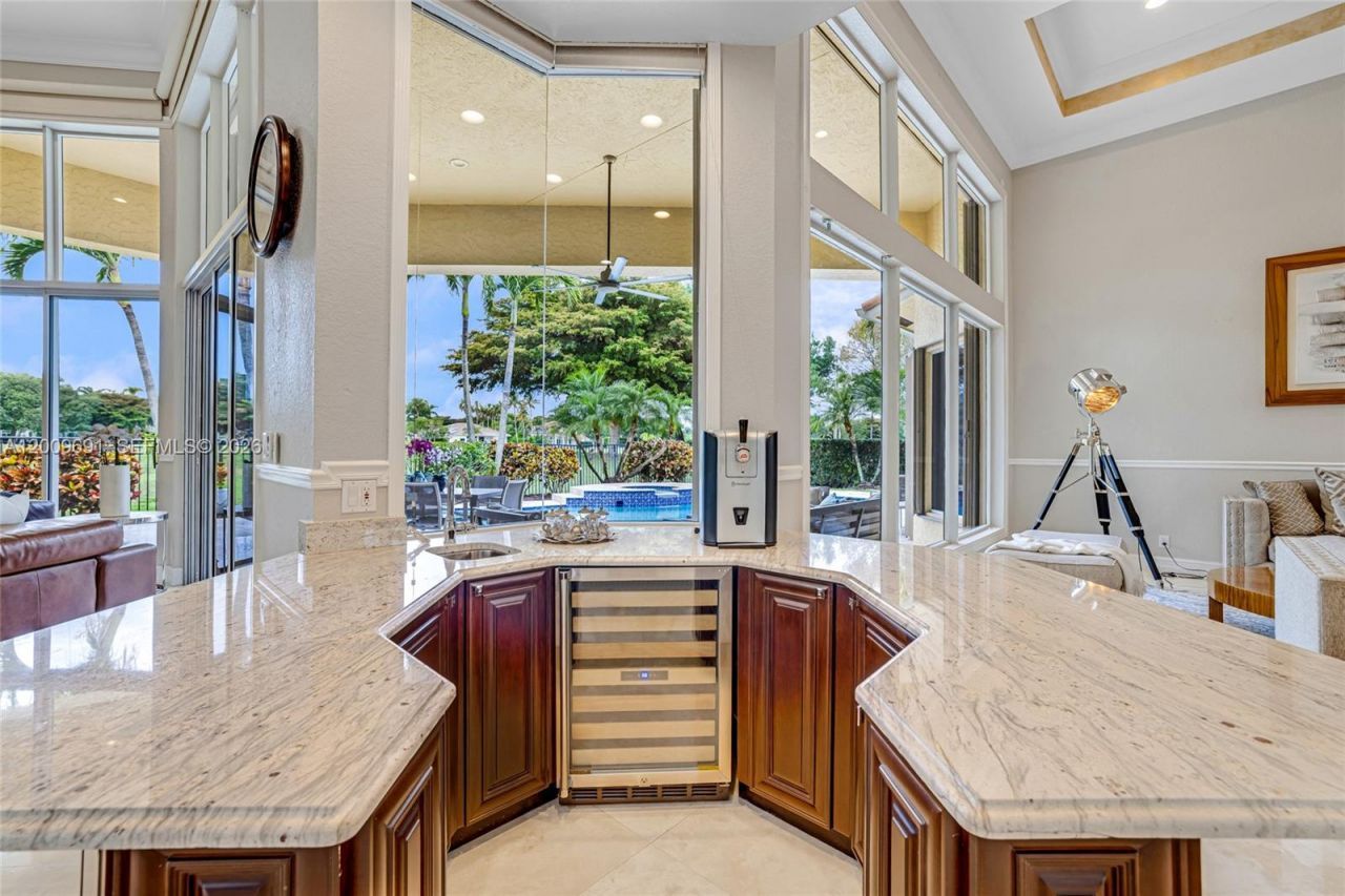 2477 Poinciana Dr, Weston, FL 33327 Photo