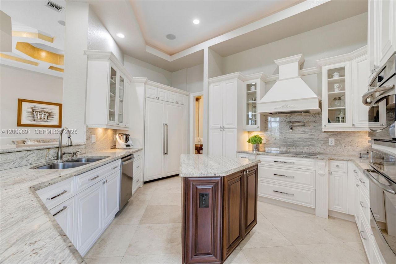 2477 Poinciana Dr, Weston, FL 33327 Photo