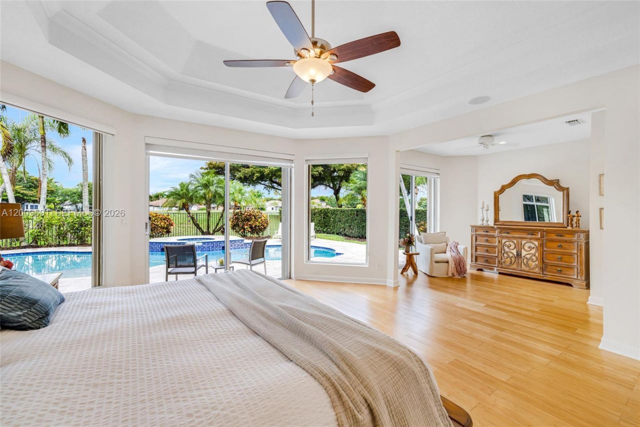 2477 Poinciana Dr, Weston, FL 33327 Photo