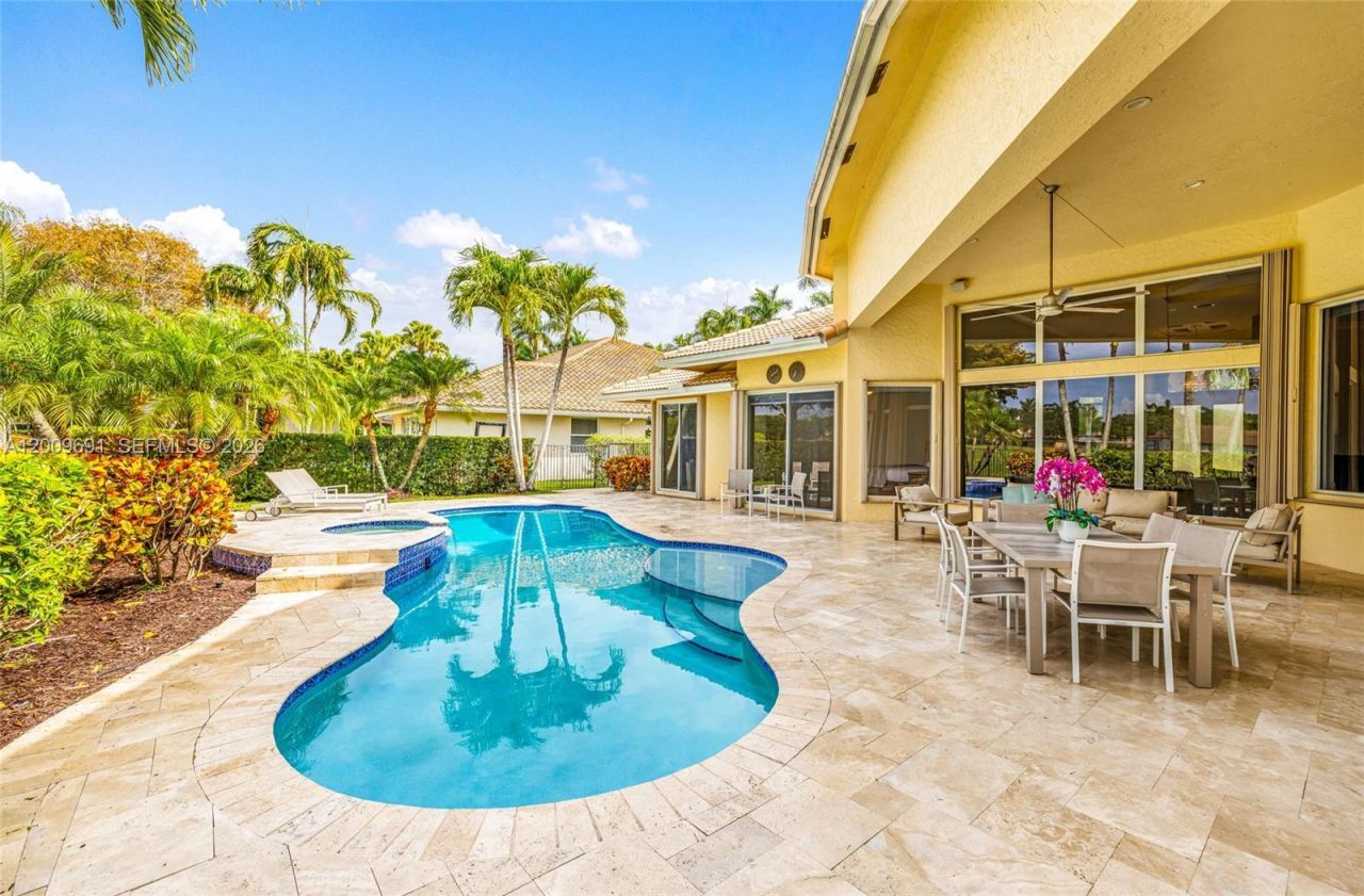 2477 Poinciana Dr, Weston, FL 33327 Photo