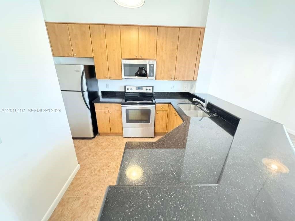 4767 Via Palm Lks, Unit 204, West Palm Beach, FL 33417 Photo