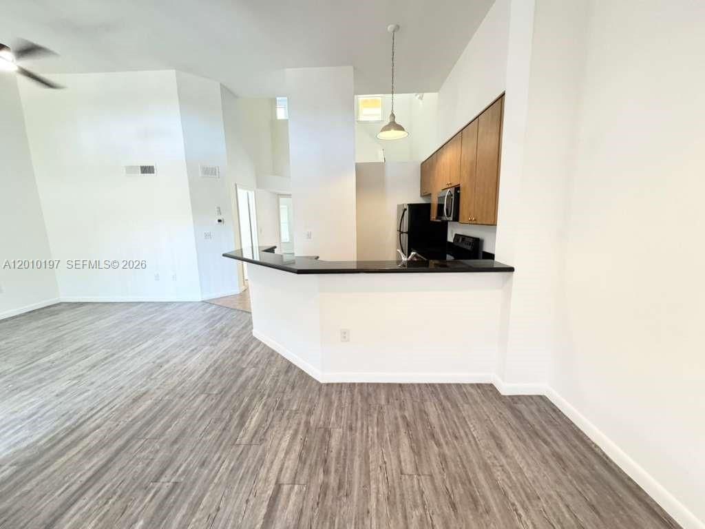 4767 Via Palm Lks, Unit 204, West Palm Beach, FL 33417 Photo