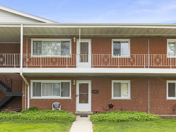 641 Dulles Road , Unit B, Des Plaines, IL 60016