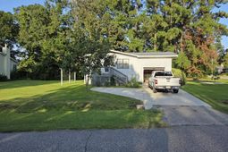 1370 SE Harbour Towne Dr. photo 4