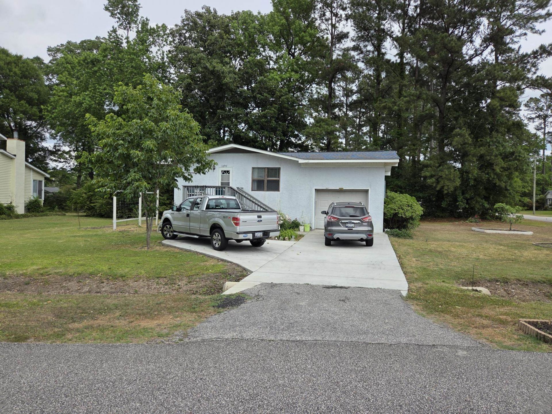1370 SE Harbour Towne Dr. Photo 4